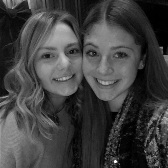 Meet your Posher, Gianna - Picture 1 of 1